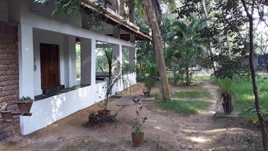 Isai Ambalam Guest House Puducherry Eksteriør billede
