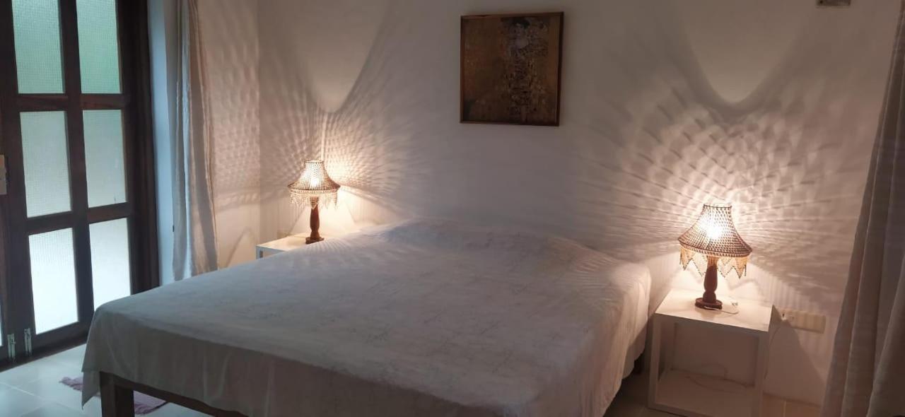 Isai Ambalam Guest House Puducherry Eksteriør billede
