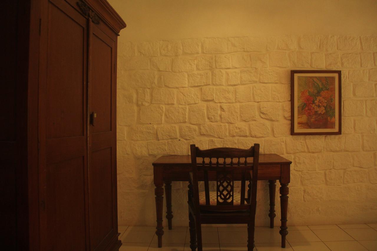 Isai Ambalam Guest House Puducherry Eksteriør billede