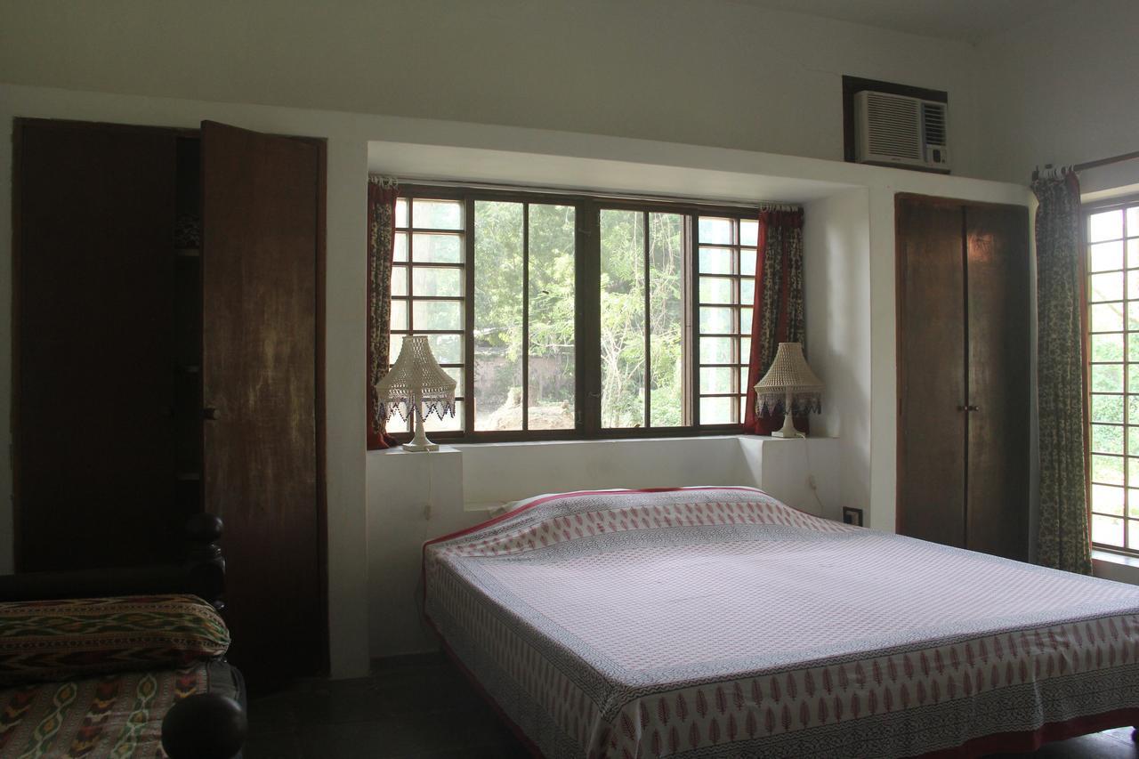Isai Ambalam Guest House Puducherry Eksteriør billede
