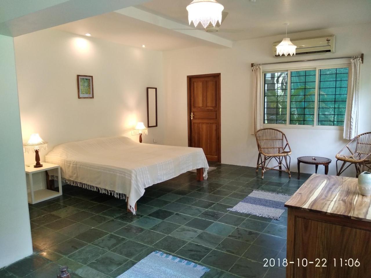 Isai Ambalam Guest House Puducherry Eksteriør billede
