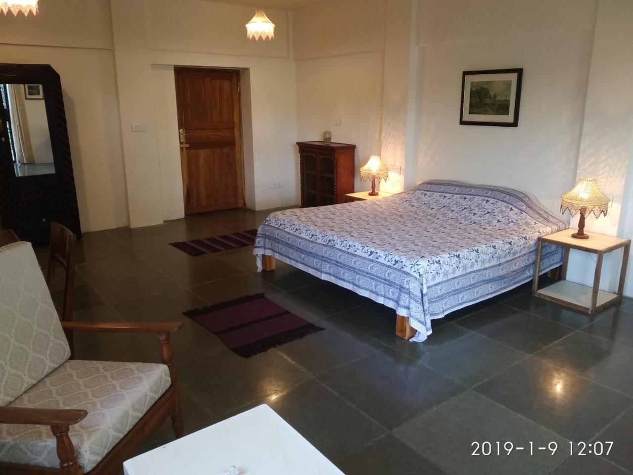 Isai Ambalam Guest House Puducherry Eksteriør billede
